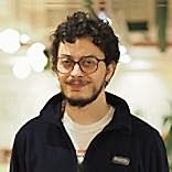 Yazar fotoğrafı